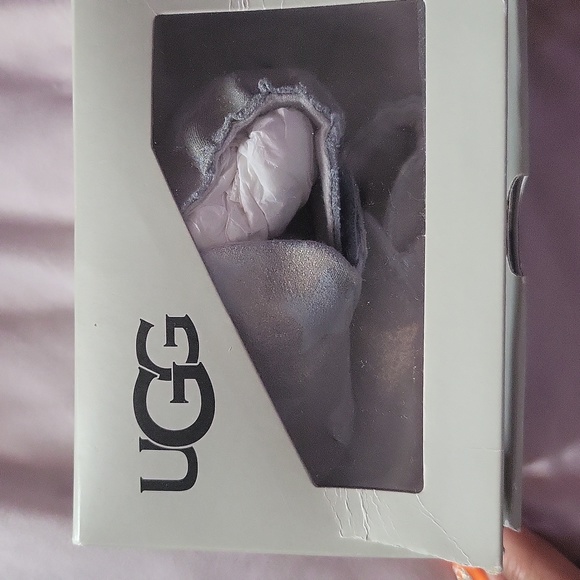 Ugg Baby Booties - Picture 3 of 5